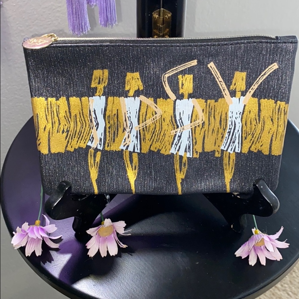 Makeup bag